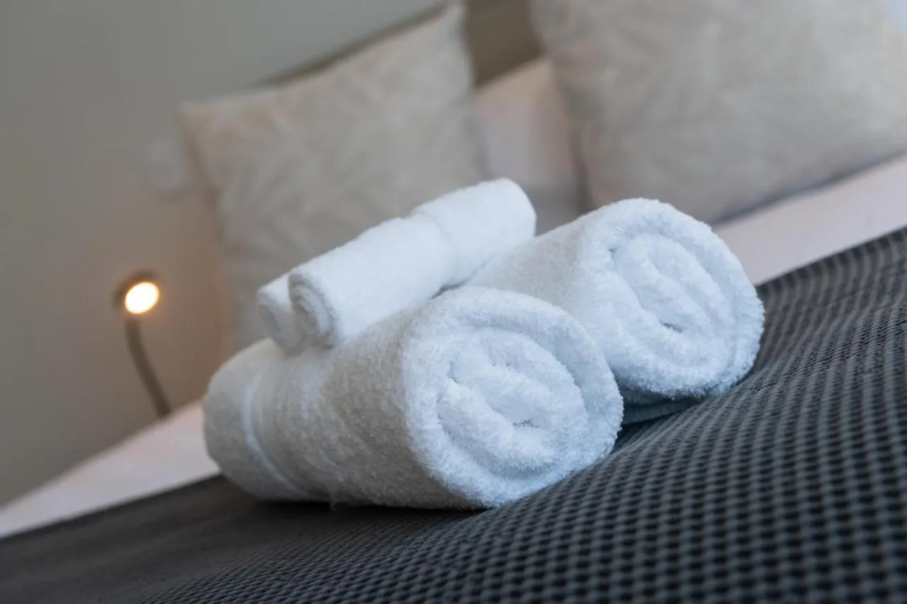 Oceanside Haven Resort With Luxury Sea Views Mount Maunganui Apartment